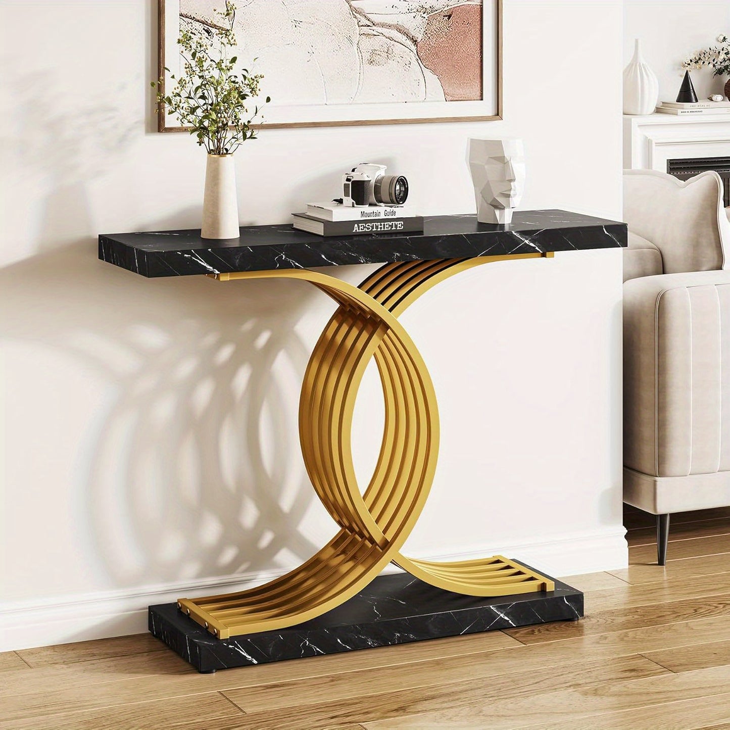Modern Black/Gold Table